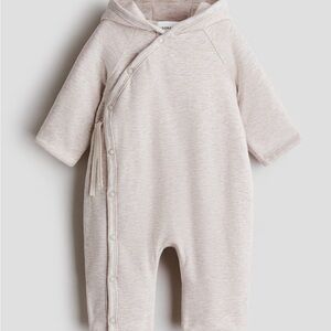 H&M Adorables Padded Jersey Bunting Suit